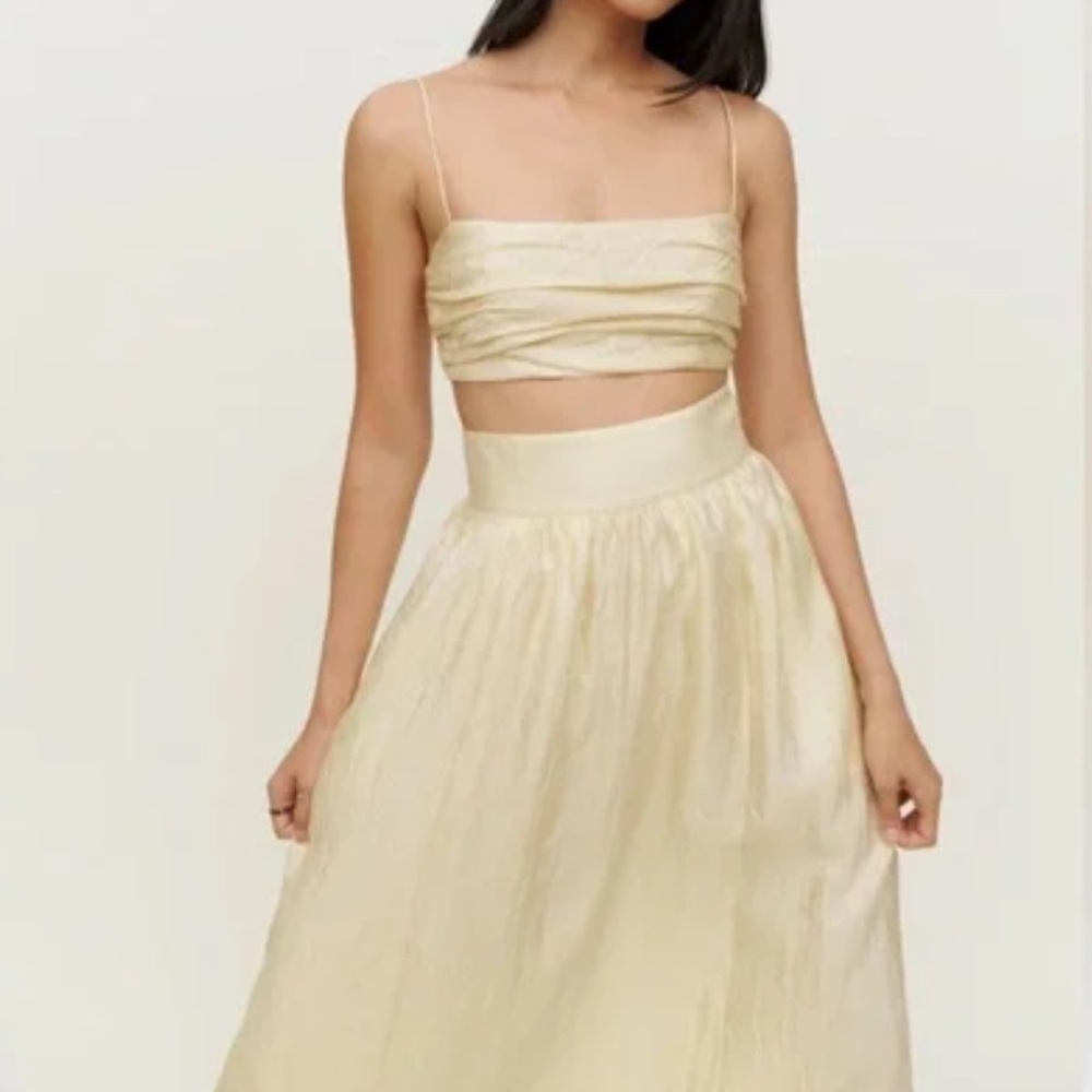 NWT Reformation Carlow pleated crop top